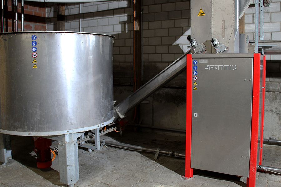 Automatische Fütterungsanlage für Maissilage